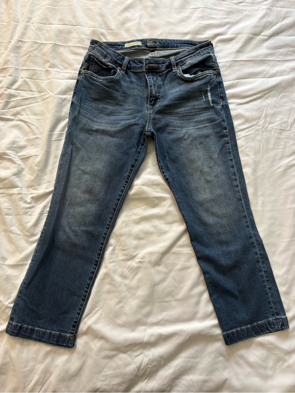 Kut from the Kloth Women's Medium Blue Crop Straight Leg Jeans
